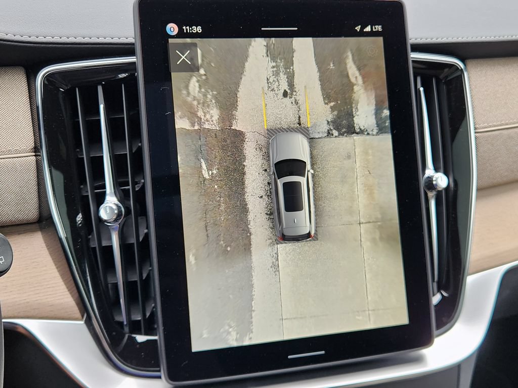 New 2026 Volvo XC90 T8 Plus w/ Protection Package Premier AWD/4WD image 26