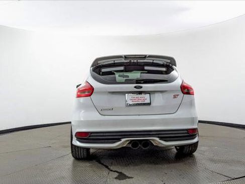 Used 2015 Ford Focus ST image 7