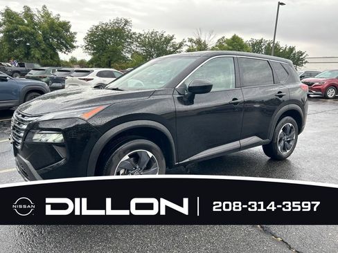 Used 2025 Nissan Rogue SV AWD/4WD image 16