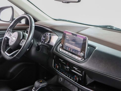 Used 2022 Nissan Rogue SL FWD image 26