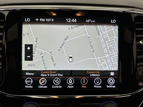 Used 2020 Jeep Grand Cherokee Limited AWD/4WD image 18
