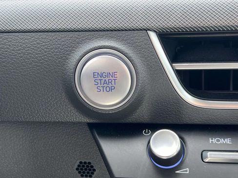 Certified 2025 Hyundai Sonata SE FWD image 30