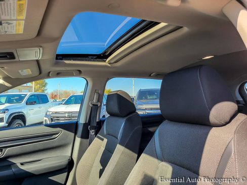 Used 2023 Honda CR-V EX image 9