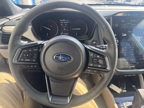 Used 2025 Subaru Forester Limited image 10