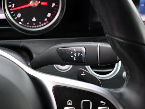 Used 2019 Mercedes-Benz E 300 4MATIC image 35