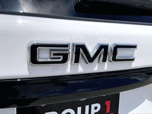 Used 2022 GMC Terrain SLT w/ Infotainment Package II FWD image 31