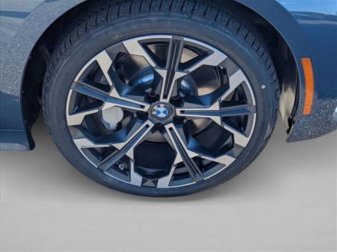New 2026 BMW 330i Sedan w/ Premium Package image 9