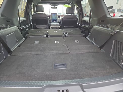 Used 2023 Ford Expedition Timberline image 15
