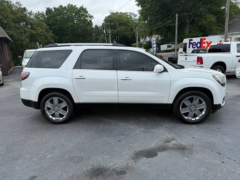 Used 2017 GMC Acadia Limited SLT FWD image 3