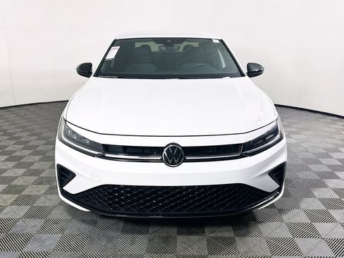 Used 2026 Volkswagen Jetta Sport FWD image 8