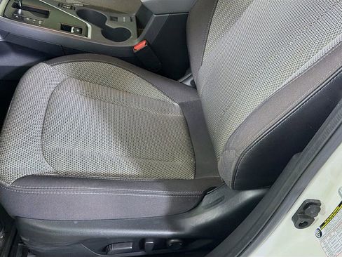 Used 2024 Subaru Crosstrek 2.0i Premium image 20