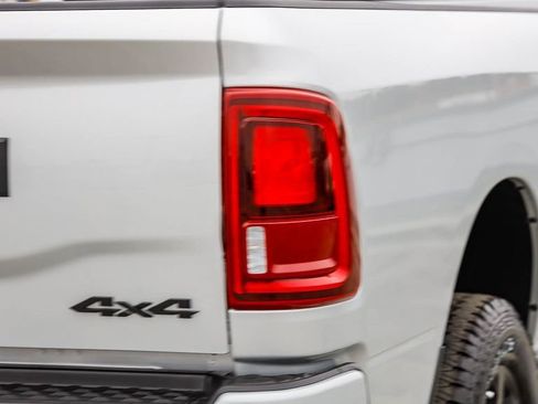 New 2026 RAM 3500 Big Horn AWD/4WD image 10