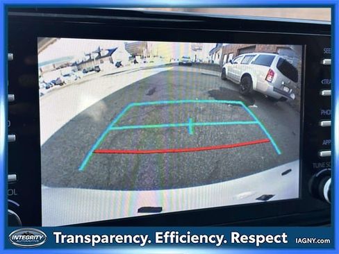 Used 2024 Toyota Sienna XLE image 28