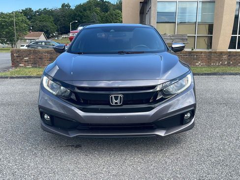 Used 2019 Honda Civic Sport image 2