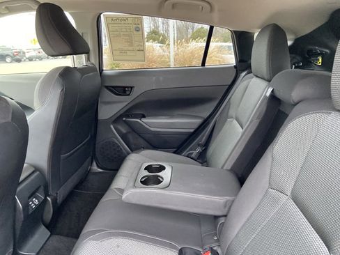 Used 2024 Subaru Crosstrek 2.0i Premium image 16