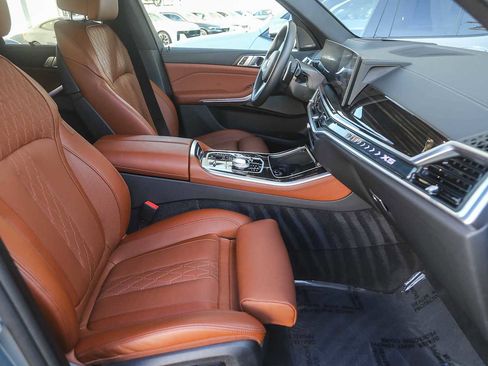 Used 2025 BMW X5 xDrive50e w/ Executive Package image 13