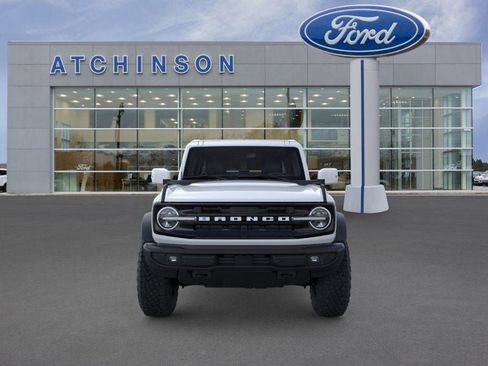 New 2025 Ford Bronco Outer Banks w/ Sasquatch Package image 6