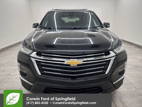Used 2023 Chevrolet Traverse LT image 7