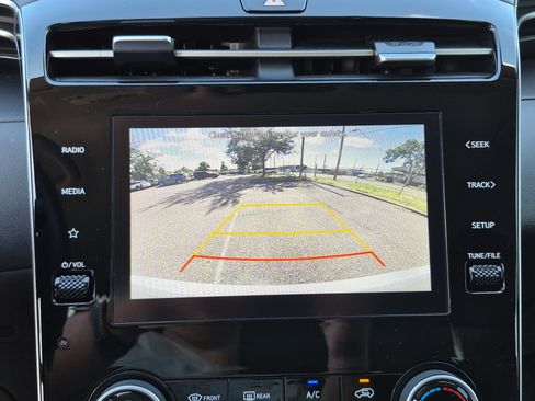 Certified 2024 Hyundai Tucson SE FWD image 21
