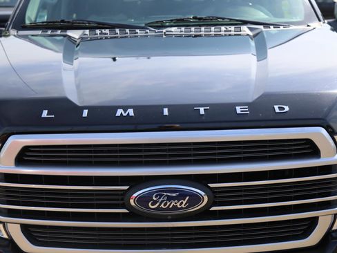 Used 2019 Ford F150 Limited image 9