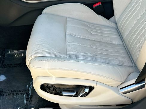 Used 2023 Audi A8 L 3.0T w/ Comfort Plus Package image 19