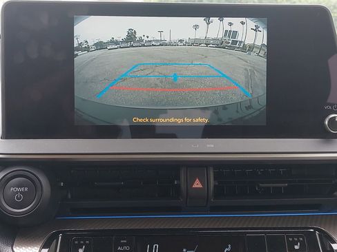 Used 2024 Toyota Prius XLE AWD/4WD image 21