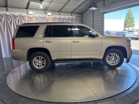 Used 2015 Chevrolet Tahoe LS RWD image 4