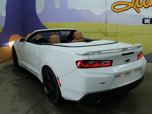 Used 2018 Chevrolet Camaro LT image 25