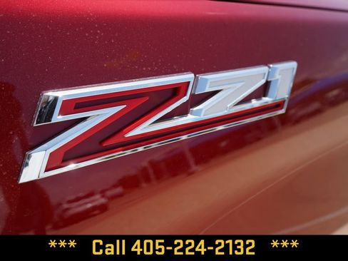 Used 2023 Chevrolet Silverado 1500 LTZ w/ Technology Package AWD/4WD image 7