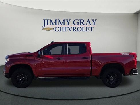 Used 2025 Chevrolet Silverado 1500 LT Trail Boss w/ Convenience Package II image 6