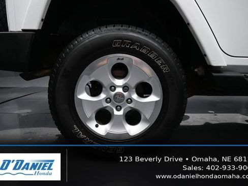 Used 2013 Jeep Wrangler Unlimited Sahara w/ Trailer Tow Group AWD/4WD image 43