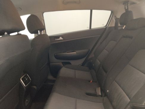 Used 2022 Kia Sportage LX FWD image 18