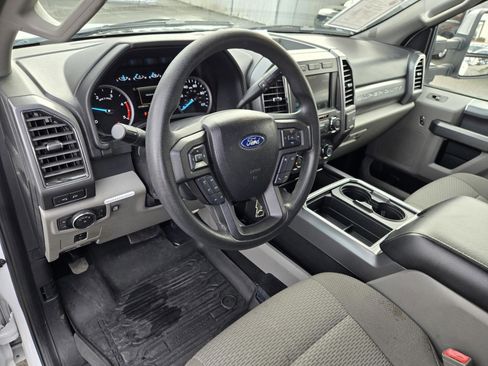 Used 2019 Ford F450 XLT w/ XLT Premium Package image 21