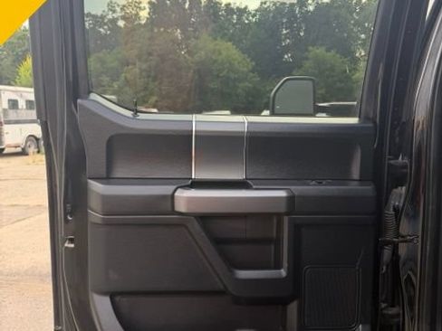 Used 2020 Ford F150 XLT w/ Equipment Group 302A Luxury AWD/4WD image 11