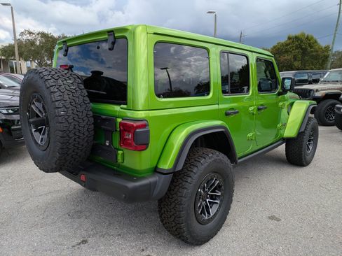 New 2025 Jeep Wrangler Unlimited Rubicon image 5