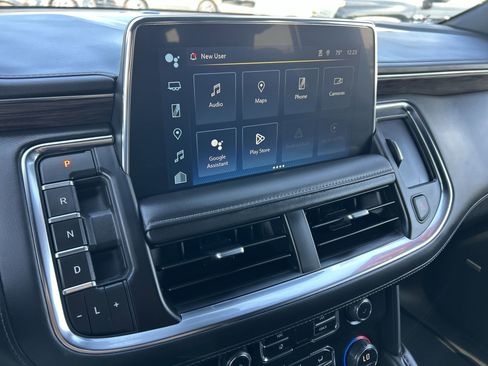 Used 2023 Chevrolet Tahoe Z71 w/ Z71 Off-Road Package image 14