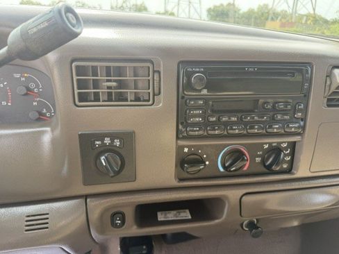 Used 2003 Ford F250 Lariat AWD/4WD image 11