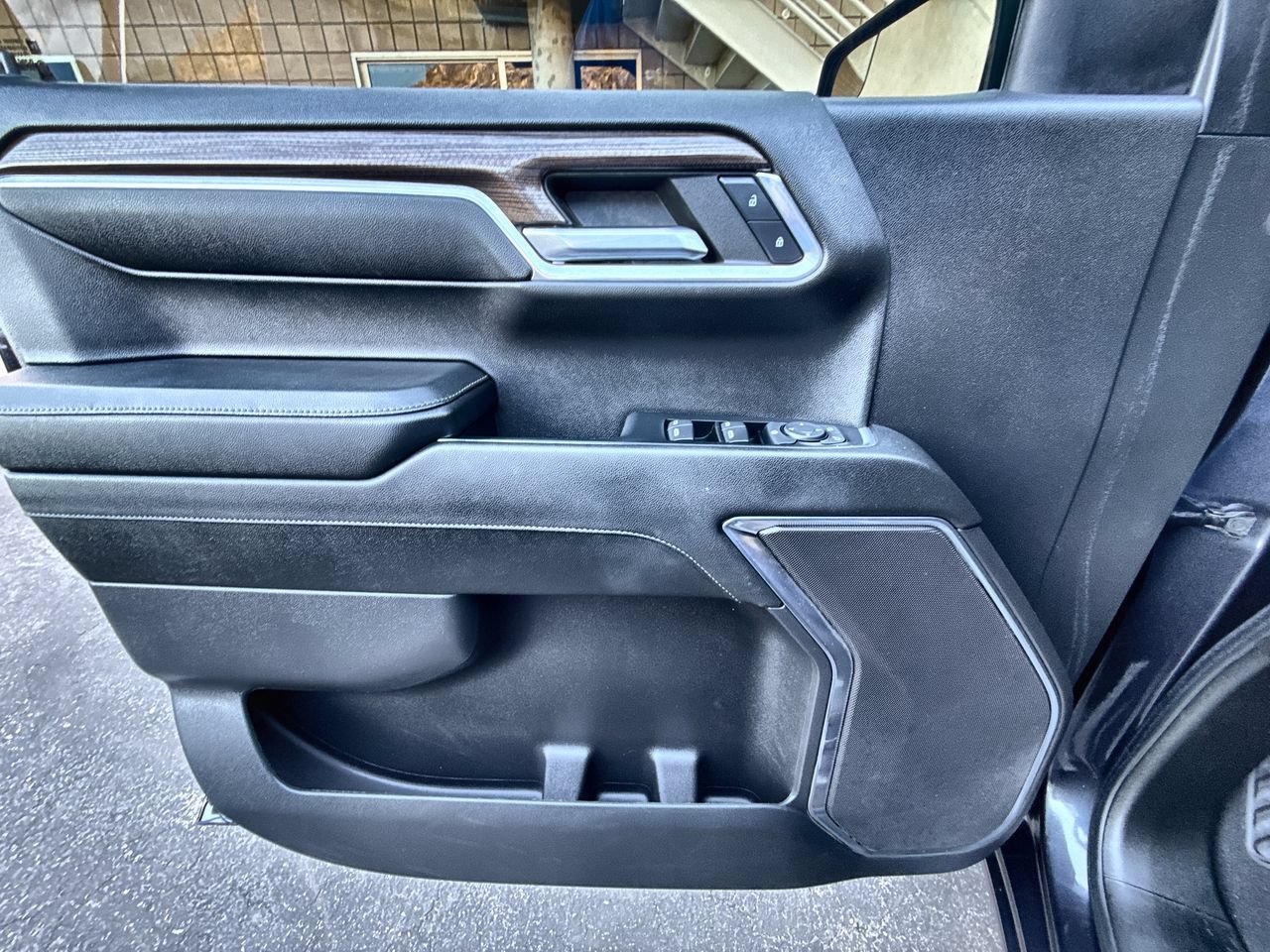 Used 2023 Chevrolet Silverado 1500 LT RWD image 21