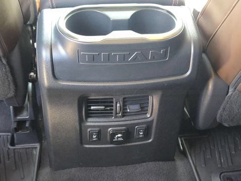 Used 2016 Nissan Titan Platinum Reserve AWD/4WD image 23