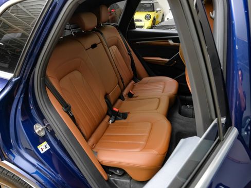 Used 2023 Audi Q5 2.0T Premium Plus w/ Premium Plus Package AWD/4WD image 39