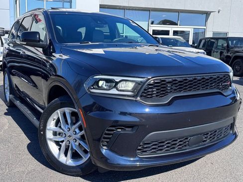Used 2024 Dodge Durango GT image 1
