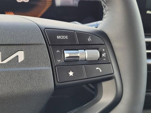 New 2026 Kia Sportage LX FWD image 20