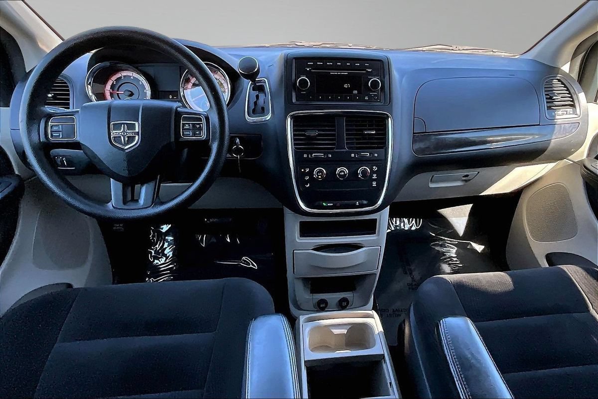 Used 2016 Dodge Grand Caravan SE w/ Quick Order Package 29E SE FWD image 20