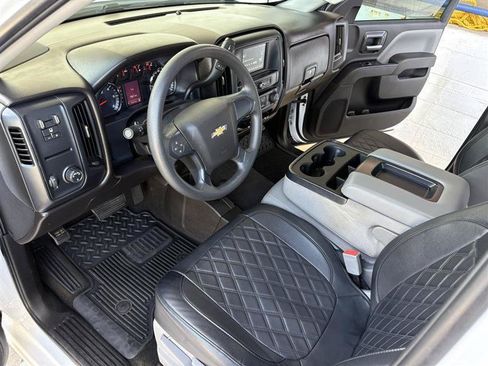 Used 2018 Chevrolet Silverado 1500 Custom w/ Custom Value Package AWD/4WD image 20