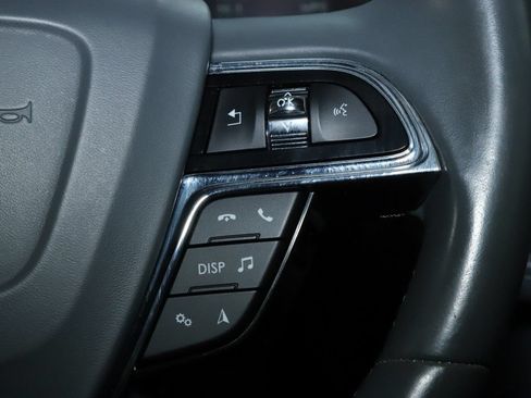 Certified 2021 Lincoln Nautilus Reserve AWD/4WD image 25