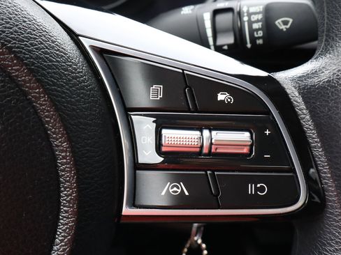 Used 2023 Kia Forte LXS image 25