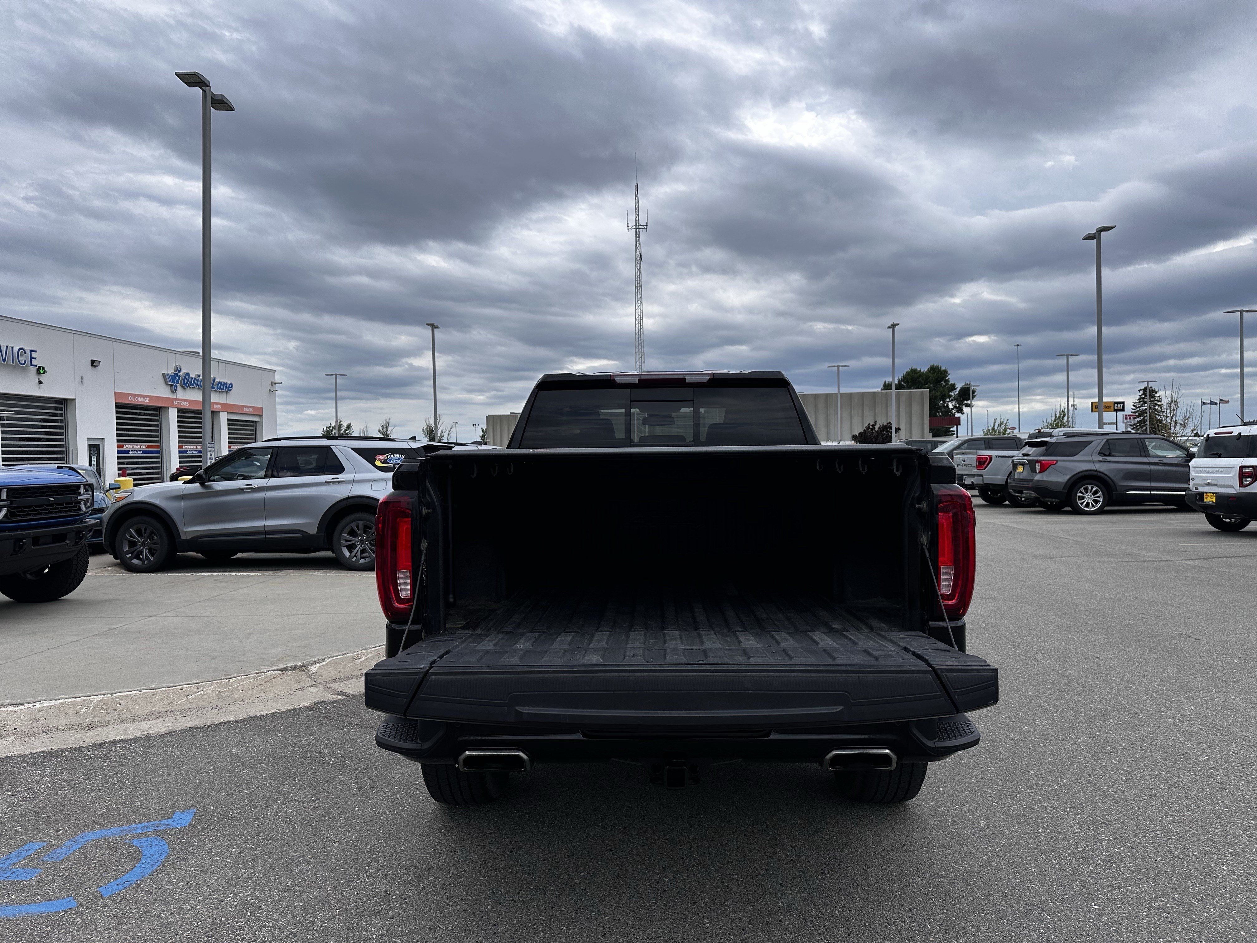 Used 2023 GMC Sierra 1500 AT4 w/ AT4 Preferred Package AWD/4WD image 22