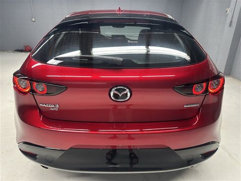 Used 2019 MAZDA MAZDA3 AWD Hatchback w/ Premium Pkg image 6