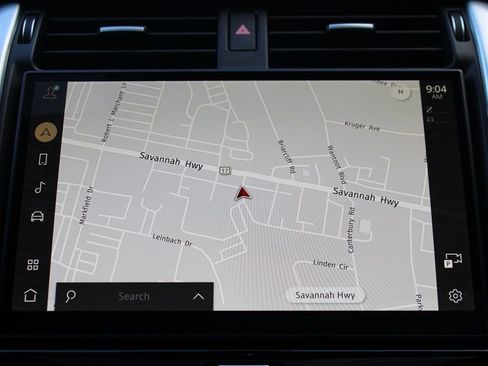 Certified 2025 Land Rover Discovery Dynamic SE image 27