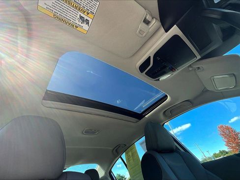 Used 2025 Subaru Legacy Limited image 17